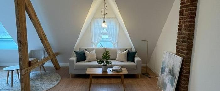 Exklusive 3-Zimmer Altbau-Wohnung mit Dachloggia – kernsaniert 2025 - Photo 1