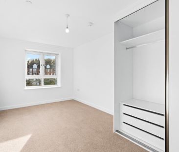 3 bedroom terraced house to rent - Photo 3