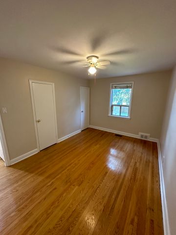 For Lease - 34 Inniswood Drive Unit# Main, Toronto, Ontario - Photo 5