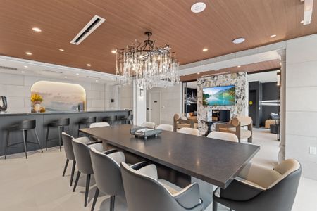 For Lease - 2075 King Road Unit# 247, King, Ontario - Photo 3