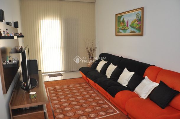 Sobrado com 4 quartos e 267m² para alugar em Vila Camilópolis, Santo André. - Photo 1