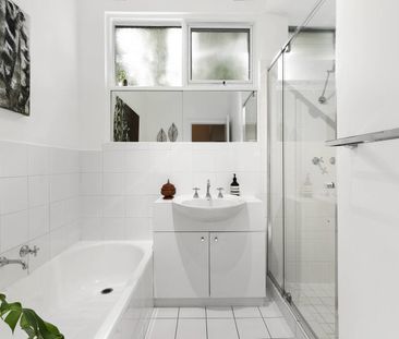 4/8 Charnwood Grove, St Kilda VIC 3182 - Apartment For Rent | Domain - Photo 3