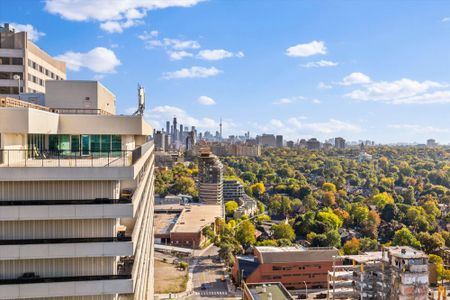 Toronto Furnished Townhouse for Rent - Stunning 2 Bedroom, 3 Bath with City Views and Multi-Level Design - Photo 2