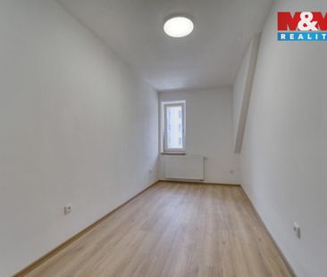 Pronájem bytu 2+1 35 m², Zábělská 762, Plzeň - Photo 5