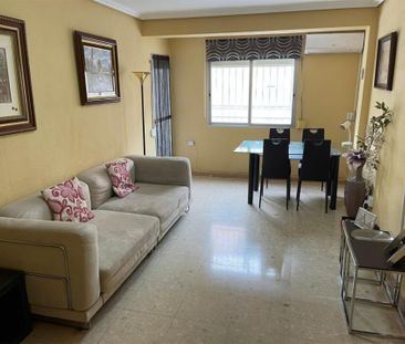 Piso de alquiler en Calle de San Asturio Serrano, 4, Reyes Católicos - Photo 3