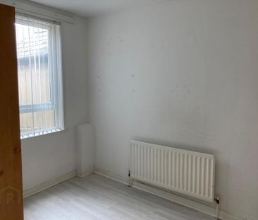 45 Hatton Drive, Belfast, BT6 9BB - Photo 2