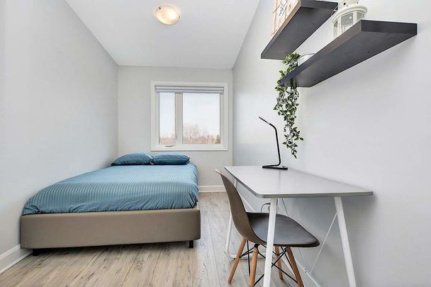 Algonquin Place | All Inclusive Rentals Near College Square - Photo 1