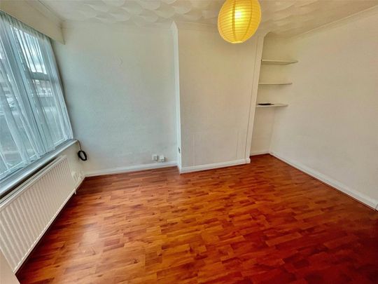 3 bedroom semi-detached house to rent - Photo 1