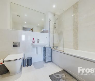 Town Lane, Stanwell, Staines-upon-Thames,TW19 - Photo 6