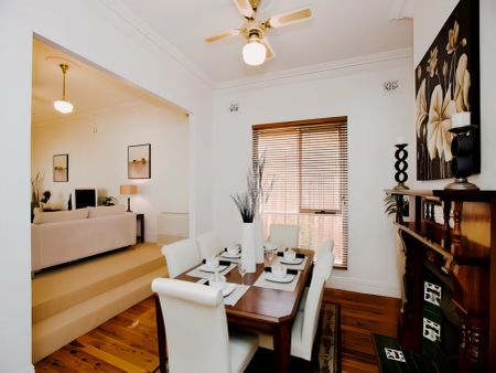 4 Bed, 3 Bath - Photo 4