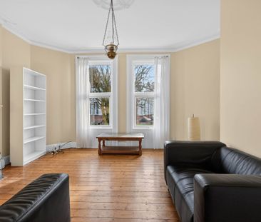 Apt 3 1 Sandown Park, Kings Road, Belfast, BT5 6JP - Photo 3