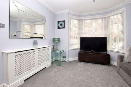 Sandringham Road, Watford, Herts, WD24 - Photo 4