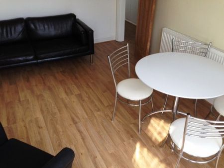 3 bed Furnished house 80 p/w/p/p - Photo 4