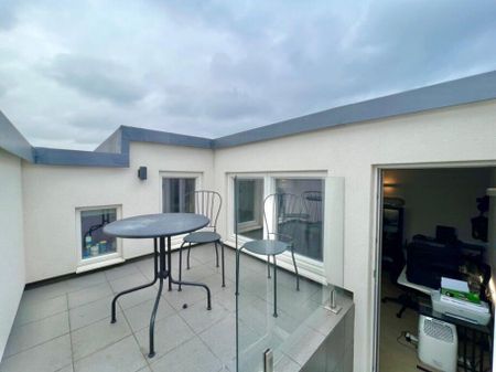 1 Bedroom Flat To Let - Photo 3