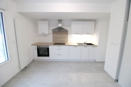 Location Appartement 2 pièces 45m² CARQUEFOU 44470 - Photo 3