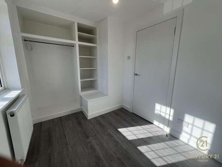Brabazon Road, TW5 - Photo 4