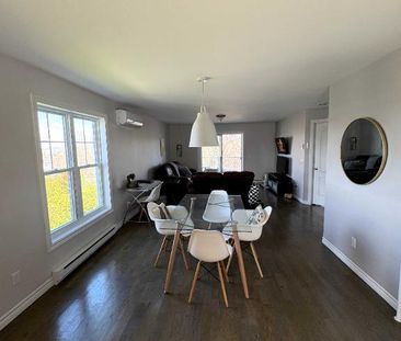 CONDO 4½ HAUT DE GAMME – MAGOG – ÉTAGE SUPÉRIEUR – BIEN INSONORISÉ ... - Photo 1