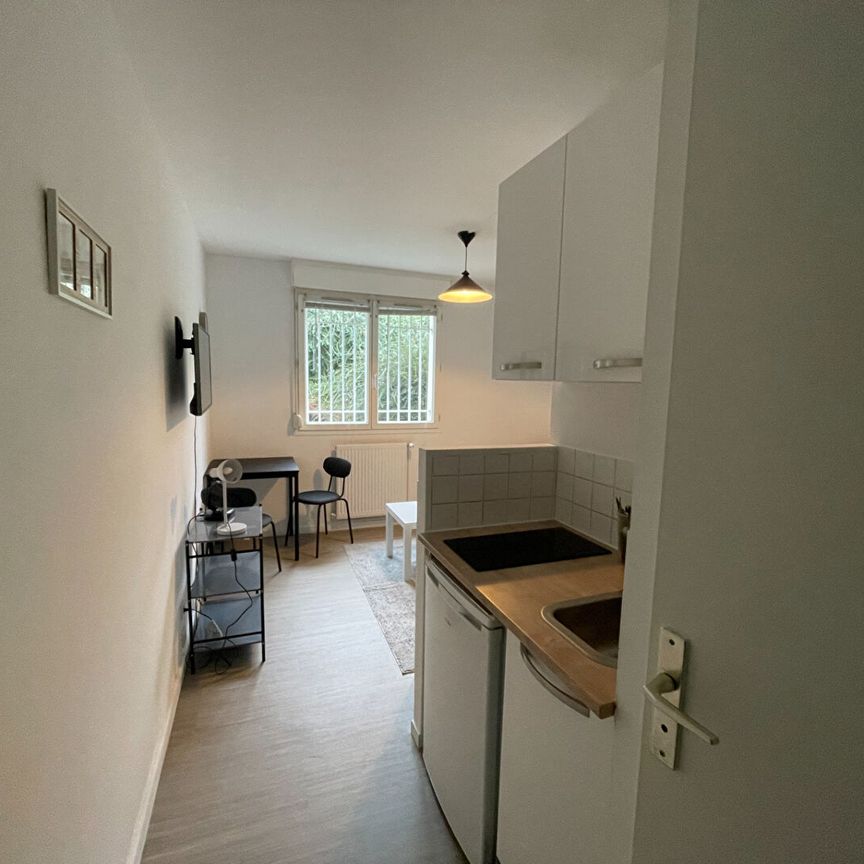 Location Appartement 1 pièce 17m² - Photo 1