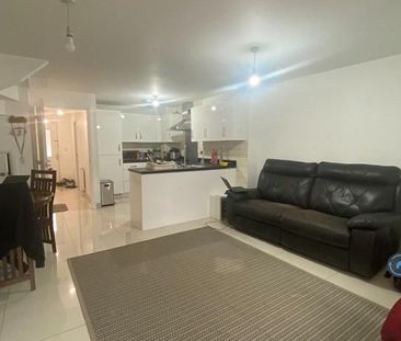 4 bedroom terraced house to rent - Photo 2