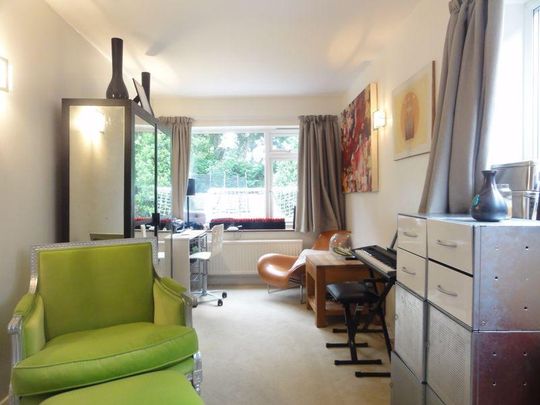 4 bedroom detached house to rent - Photo 1