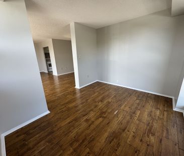 For Lease - 20 Dean Park Road Unit# 314, Toronto, Ontario - Photo 2