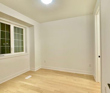 For Lease - 3509 Brickyard Dr Drive, Pickering, Ontario - Photo 2