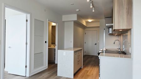 For Lease - 500 Plains Road Unit# LPH 4, Burlington, Ontario - Photo 3
