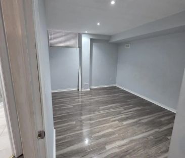 24 Vivians Crescent #BASEMENT - Photo 1