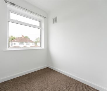 3 bed semi-detached house to rent in Yoxall Road, Solihull, B90 - Photo 6