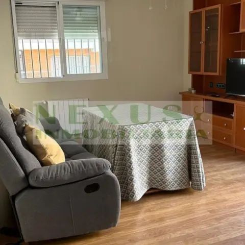 Apartamento en alquiler en Aguas Vivas-La Zambomba - Photo 1