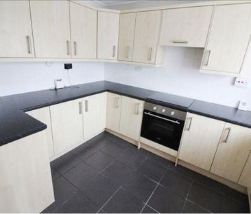 3 bed terraced house to rent in NE38 - Photo 1