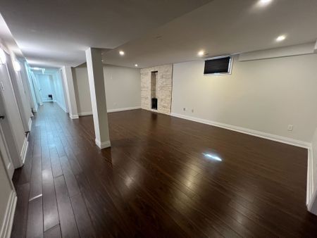 For Lease - 123 Carmen Crescent, Vaughan, Ontario - Photo 3