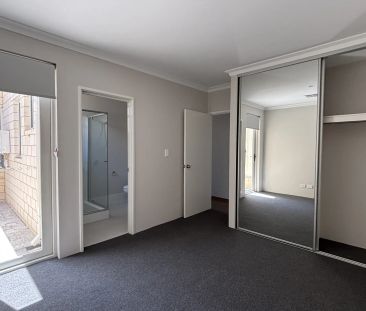 Coastal living at its finest! - Dual Key Living - Photo 4