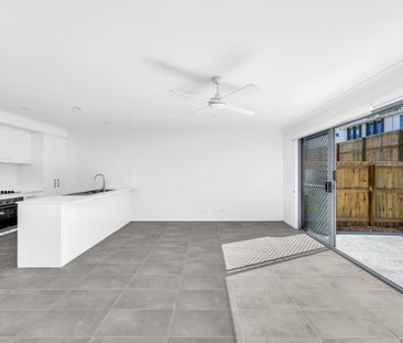 Brand New Townhouses to Rent at 'The Ridge Residences' Coomera - Photo 4