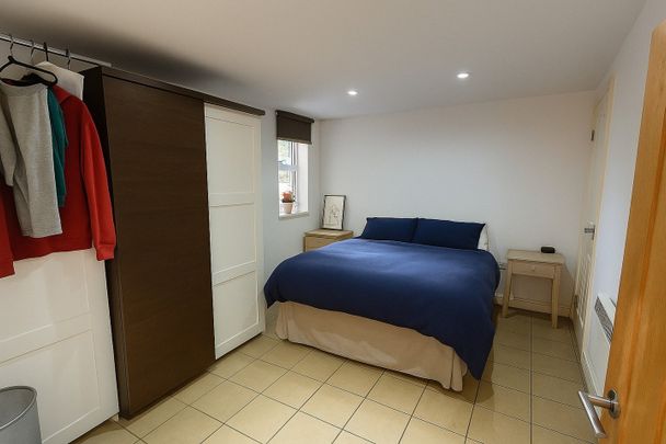 2 Bed Flat, Aberdeen Road, BS6 - Photo 1