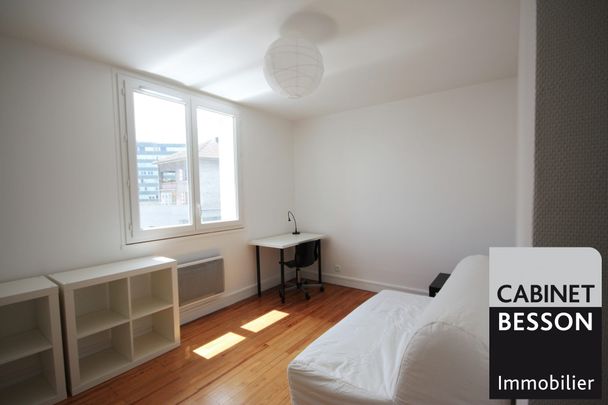 Location Appartement 5 pièces 86m² LA TRONCHE 38700 - Photo 1