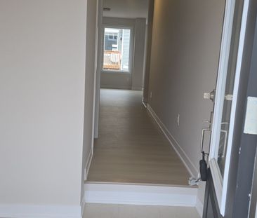 For Lease - 25 Pumice Place, Barrhaven, Ontario - Photo 6