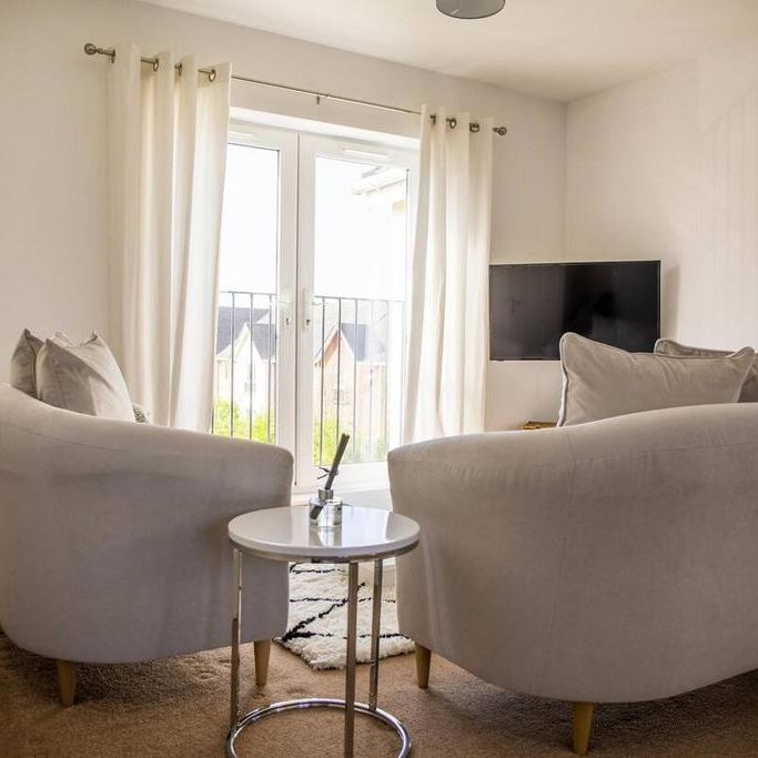 2 bedroom serviced apartment to rent - Photo 1