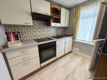 1 bedroom property to rent in Blackpool - Photo 2