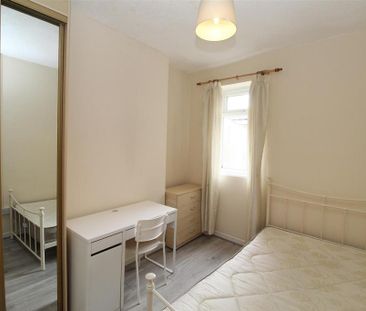 4 bedroom house to rent - Photo 4