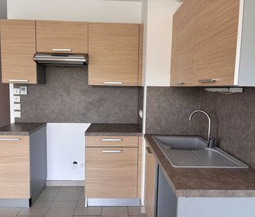 Location Appartement 2 pièces 45m² - Photo 4