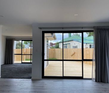 Near new family home - Available Soon! - Photo 1