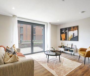 3 bedroom flat to rent - Photo 2