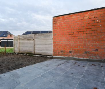 Gerenoveerde woning met 2 slpks en zij-ingang - Photo 5