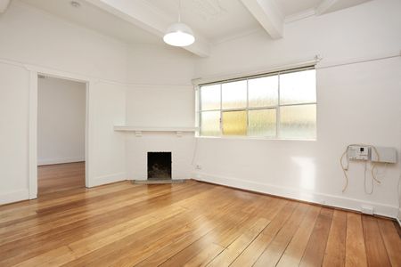 221E Blyth Street, Brunswick VIC 3056 - Photo 2