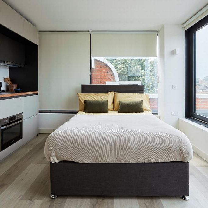 Studio to rent - Photo 1