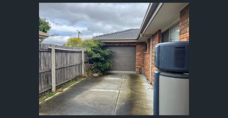 CHARMING BRICK VENEER HOME WITH SPACE AND COMFORT - Photo 4