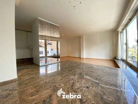 Instapklaar appartement met één slaapkamer op unieke locatie te Roeselare! - Photo 2