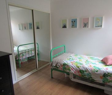 Pets Considered On Application In This Huge Tiled Balcony Apartment... - Photo 2