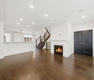 For Lease - 3073 Neyagawa Boulevard, Oakville, Ontario - Photo 5